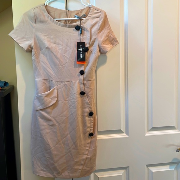 Karen Millen Dresses & Skirts - *Final Price* Karen Millen Cream/Tan Dress Sophisticated NWT Size 4